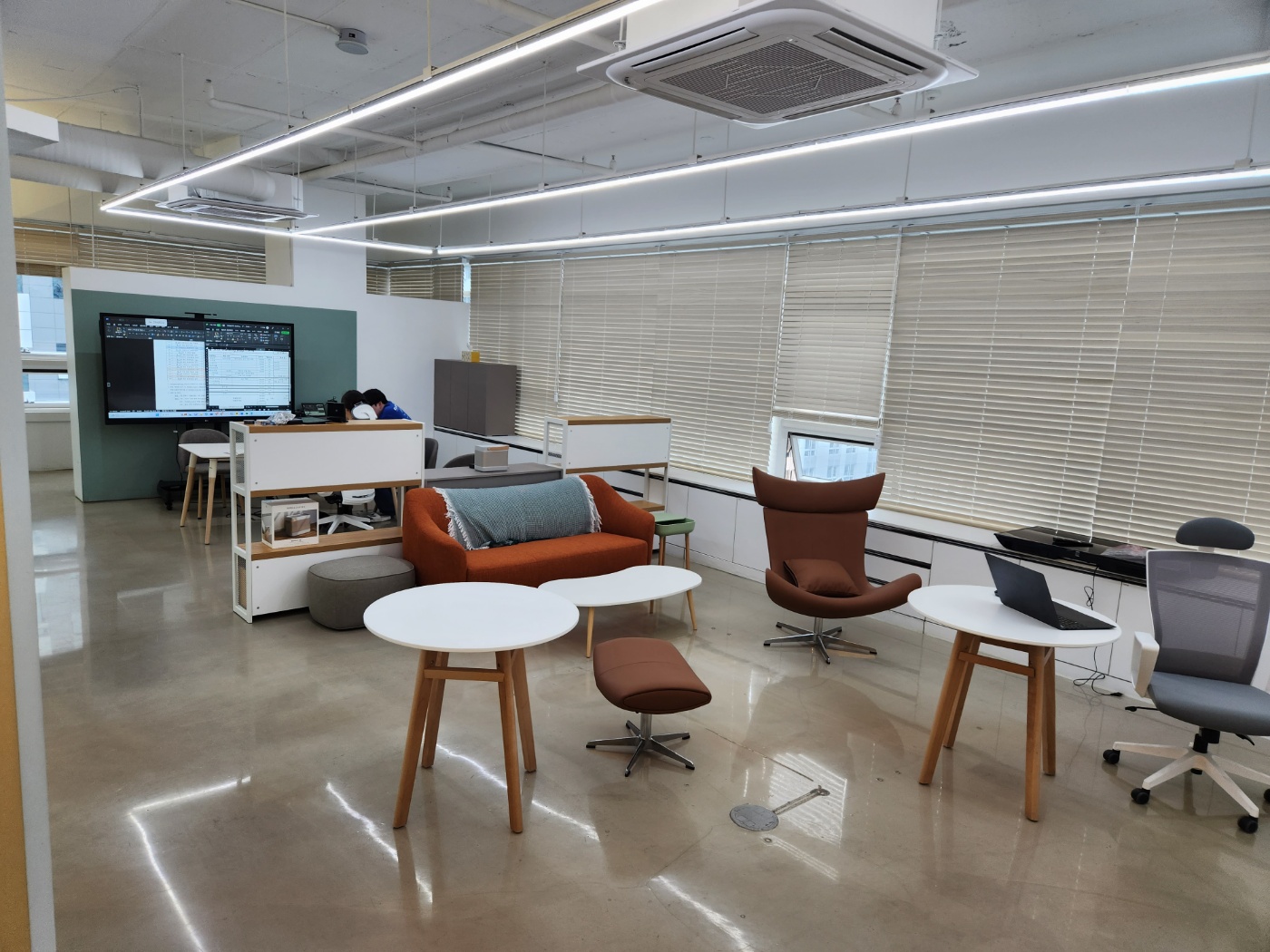 어라운드더코너_백엔드 개발자 채용