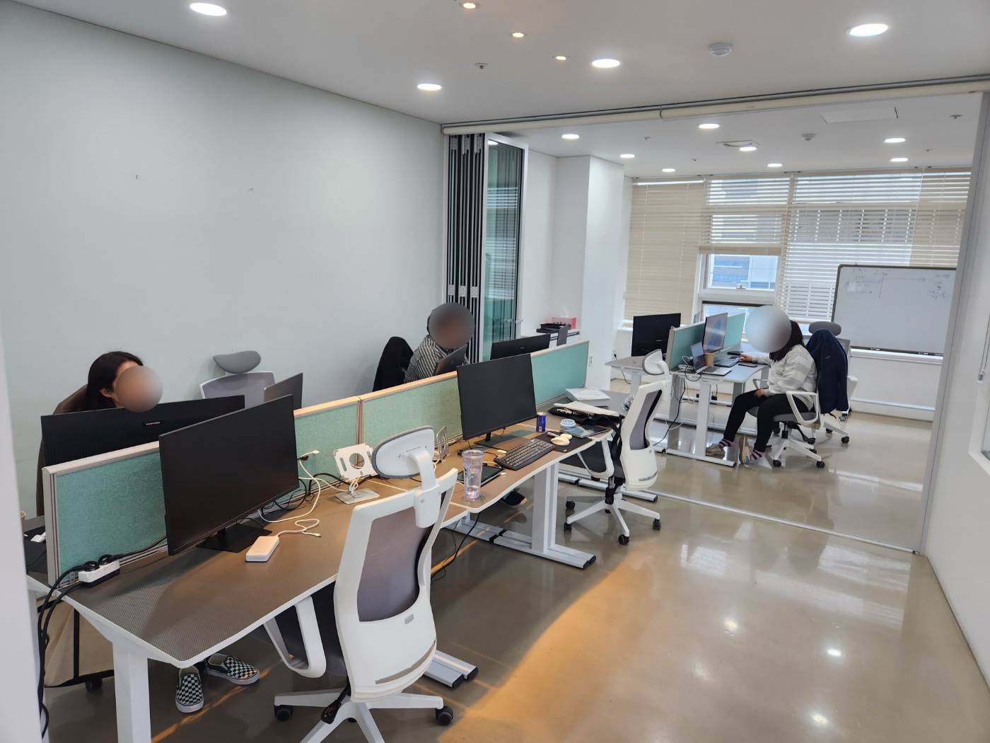 어라운드더코너_백엔드 개발자 채용